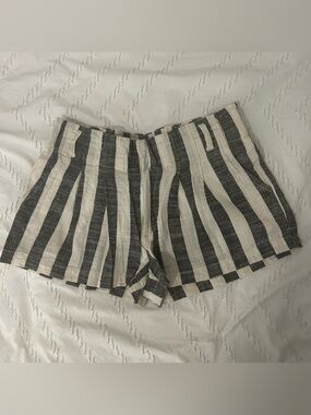 Indigo Rising Linen Cotton Striped Shorts 2” Inseam Sz M Ivory Gray Lightweight